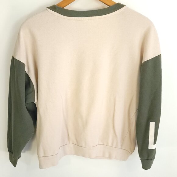 Hakuna Matata Graphic Sweatshirt Women's XL Multicolor Disney Lion King - Picture 9 of 14